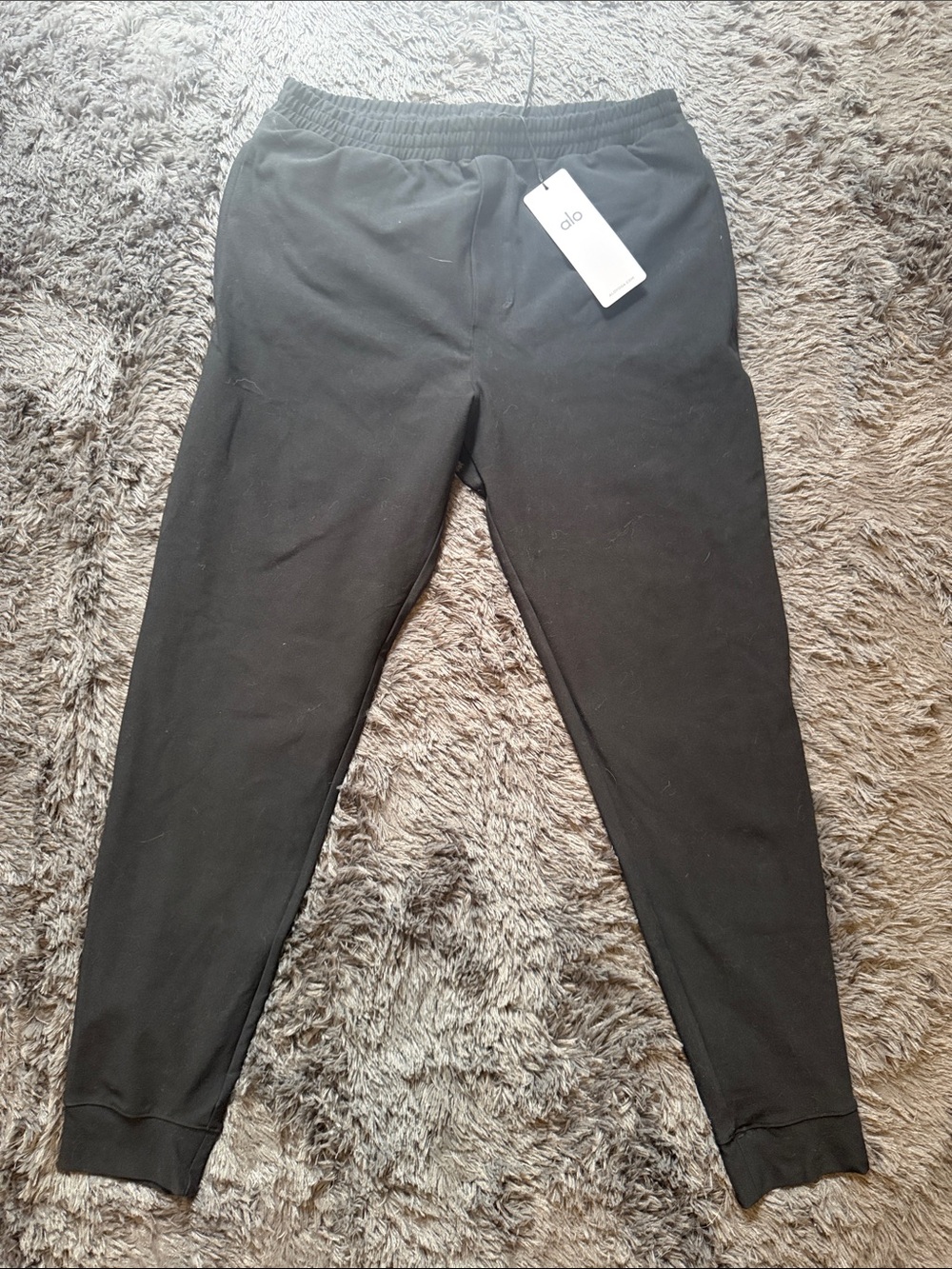 ALO Yoga Men's Black Jogger Sweatpants